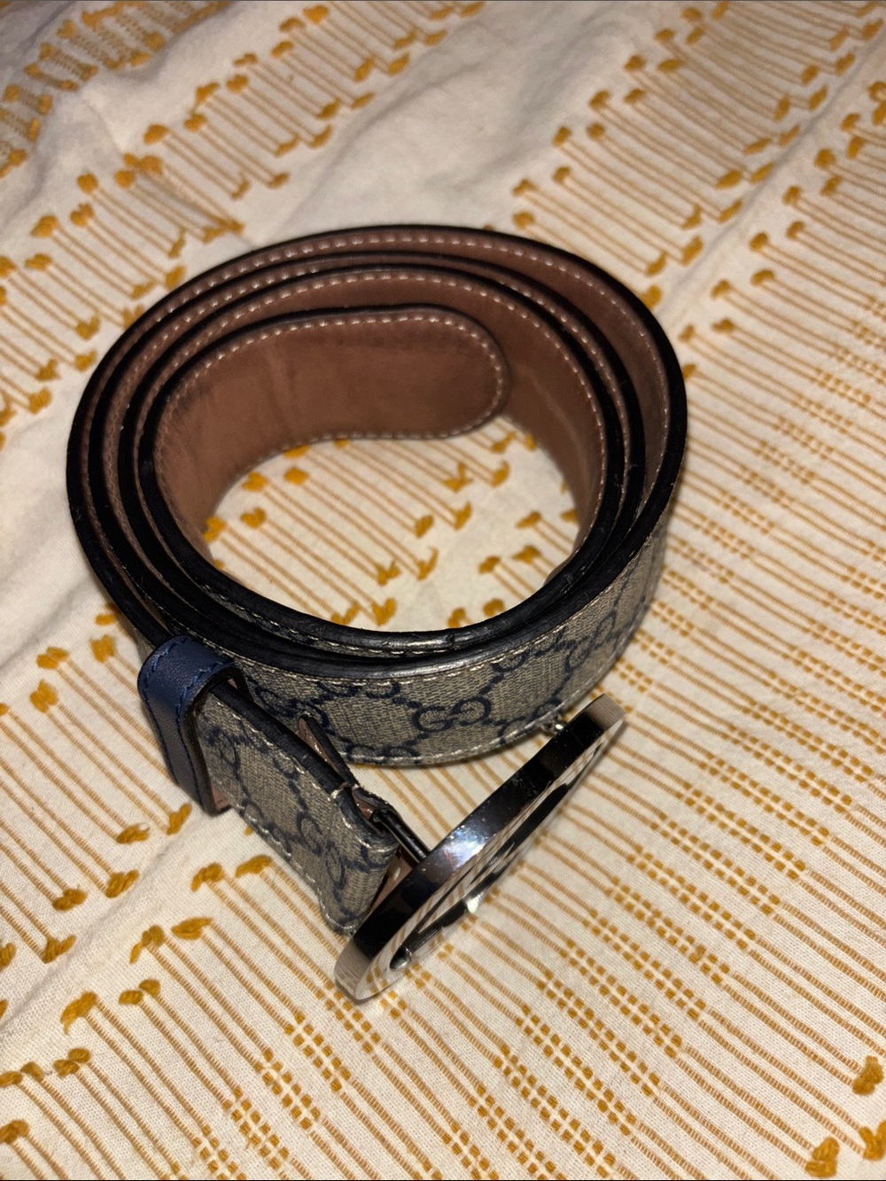 Designer Monogram Men's Gucci Belt l with Silver Buckle - Picture 4 of 7